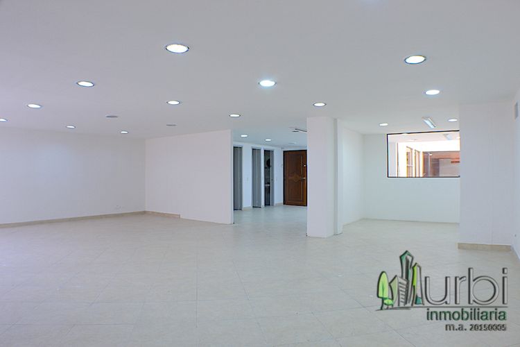 Oficina en Arriendo en Usaquen, Bogotá - Miniatura 4