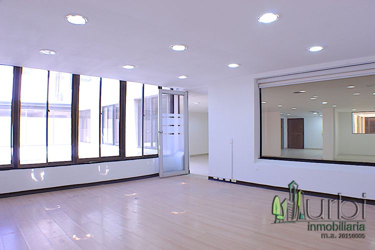 Oficina en Arriendo en Usaquen, Bogotá - Miniatura 13
