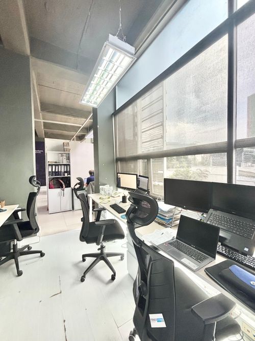 Oficina en Arriendo en Santa Paula, Bogotá - Miniatura 2