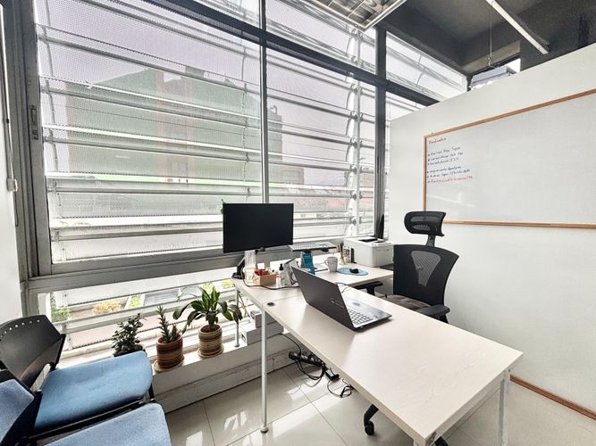 Oficina en Arriendo en Santa Paula, Bogotá - Miniatura 6
