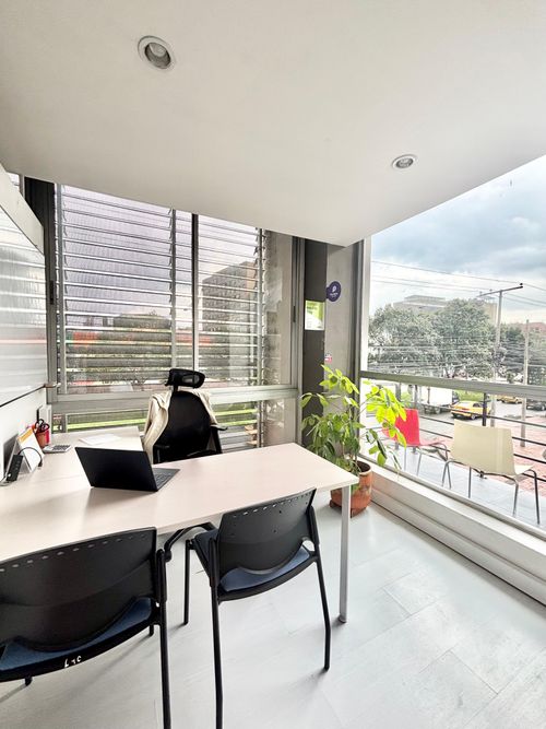 Oficina en Arriendo en Santa Paula, Bogotá - Miniatura 10