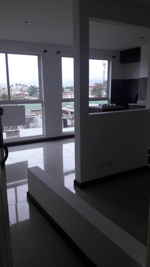 Apartaestudio en Arriendo en Colseguros andes, Cali - Miniatura 2