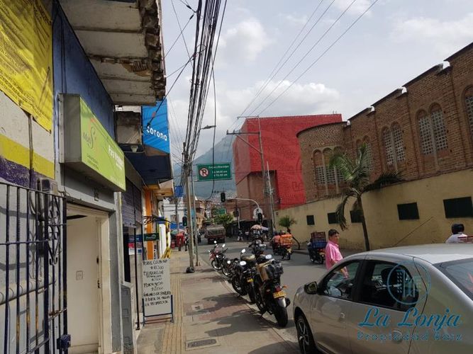 Parqueadero en  Arriendo en Centro, Bello - Imagen 1