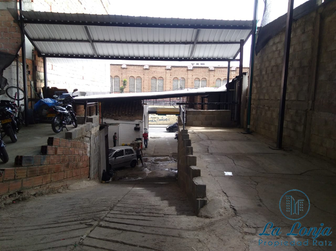 Parqueadero en  Arriendo en Centro, Bello - Miniatura 7