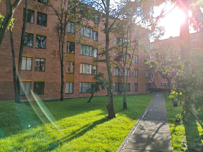 Apartamento en Venta en Paulo vi, Bogotá - Miniatura 2