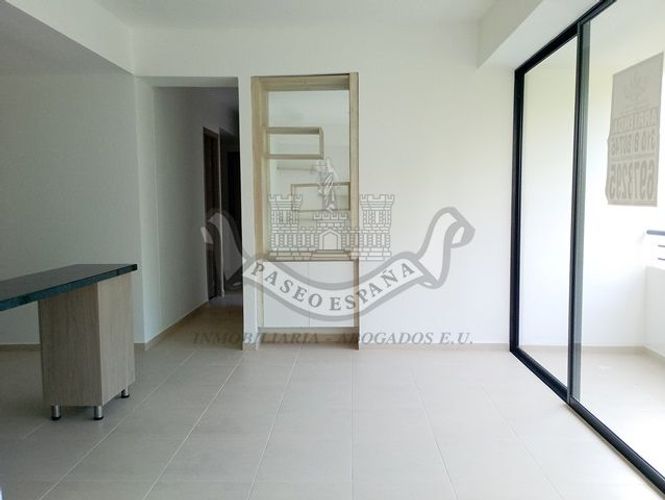 Apartamento en Arriendo en Conjunto residencial altos de fontana, Bucaramanga - Miniatura 2
