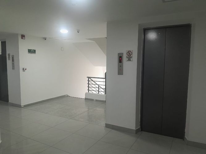 Oficina en Arriendo en Lago gaitan, Bogotá - Miniatura 7