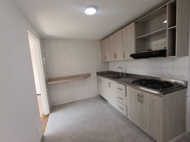 Apartamento en Arriendo en La castellana, Medellín - Miniatura 3