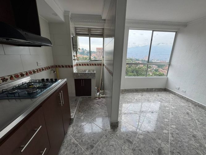 Apartamento en Venta en Cucaracho, Medellín - Miniatura 3