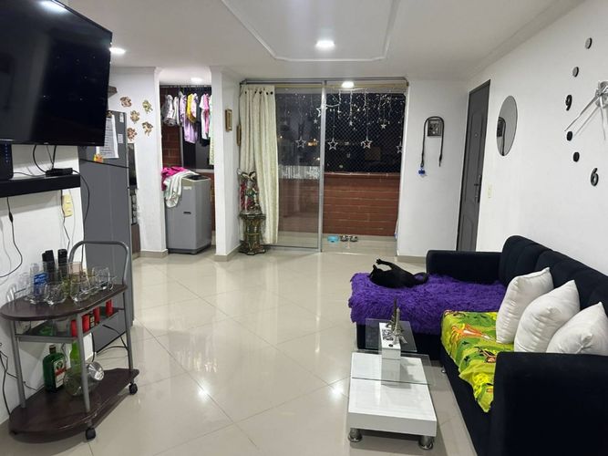 Apartamento en  Venta en Laureles, Medellín - Miniatura 2