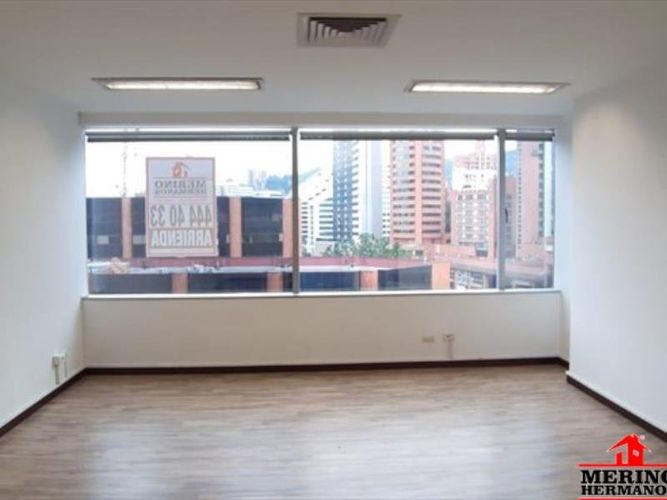 Oficina en  Arriendo en El Poblado, Medellín - Imagen 1