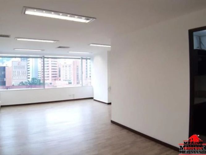 Oficina en  Arriendo en El Poblado, Medellín - Miniatura 11