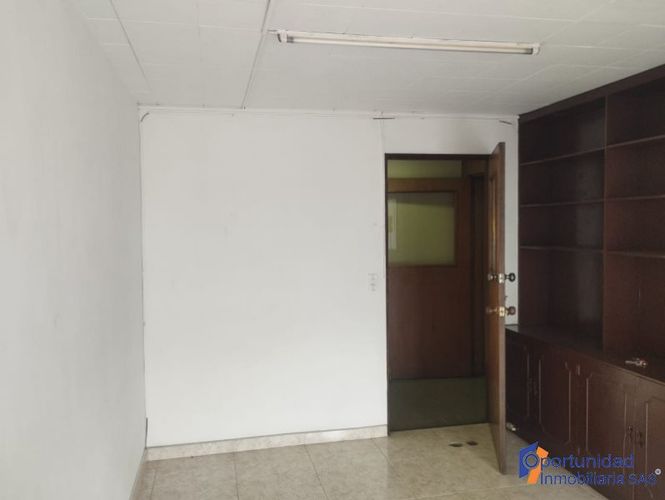Oficina en venta en Centro, Medellín - Imagen 1