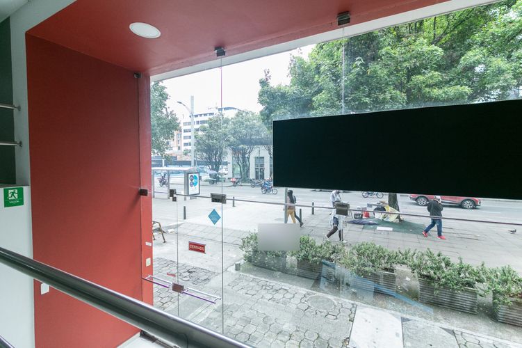 Local en venta en Chico norte, Bogotá - Miniatura 2