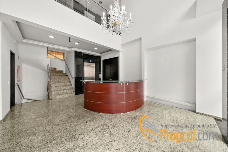 Edificio en venta en Zona norte, Bogotá - Miniatura 2