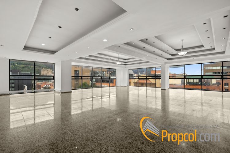 Edificio en venta en Zona norte, Bogotá - Miniatura 17