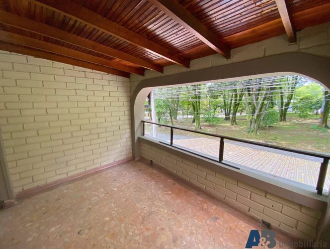 Casa en Arriendo en El Poblado, Medellín - Miniatura 15