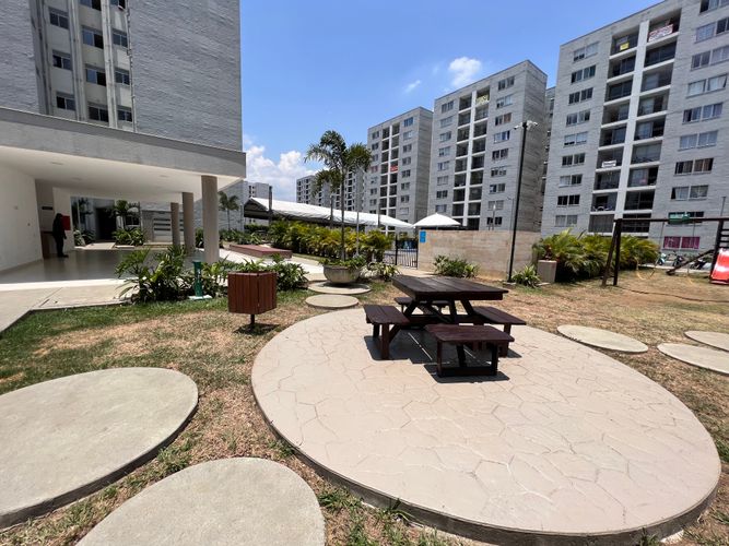 Apartamento en Arriendo en Cali - Miniatura 32