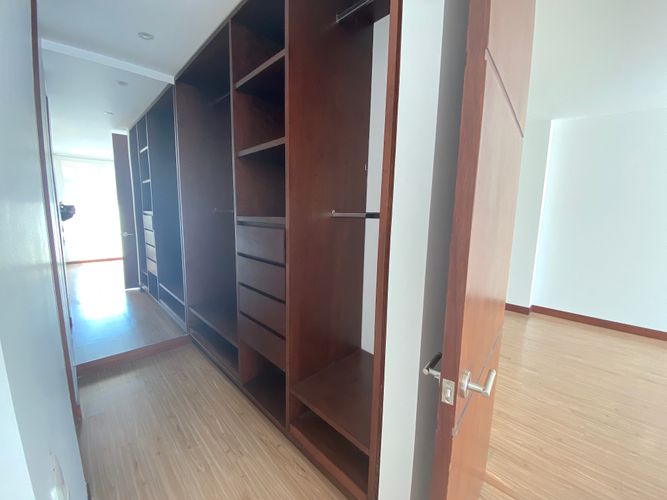 Apartaestudio en Venta en Santa Barbara, Bogotá - Miniatura 6