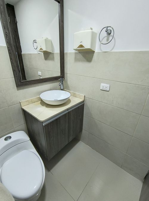 Local en Arriendo en El lido, Cali - Miniatura 5