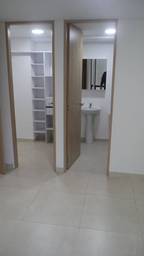 Apartaestudio en Arriendo en Suramérica, Itaguí - Miniatura 11