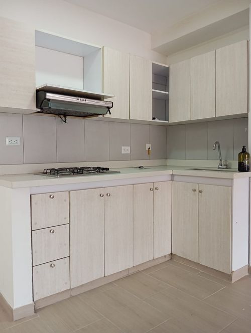 Casa en Arriendo en Medellín - Miniatura 3