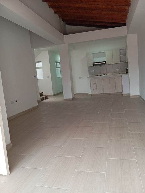 Casa en Arriendo en Medellín - Miniatura 5