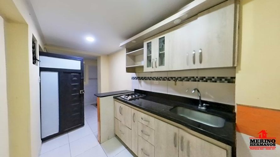 Apartaestudio en Arriendo en Laureles, Medellín - Miniatura 4