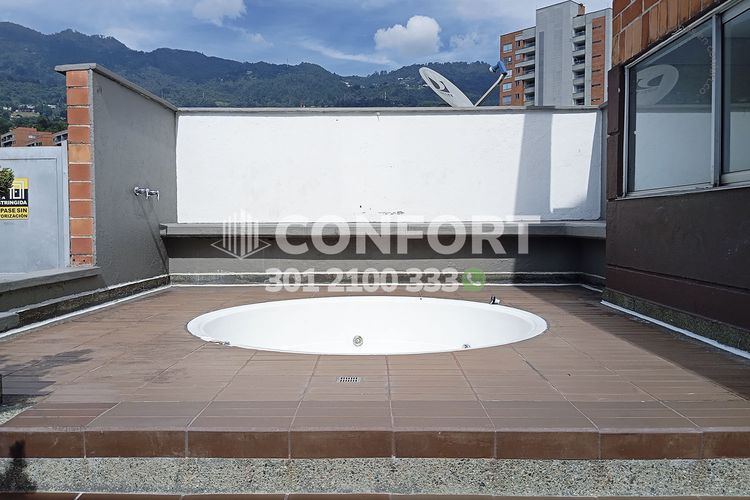 Apartaestudio en Arriendo en Cumbres, Envigado - Miniatura 24