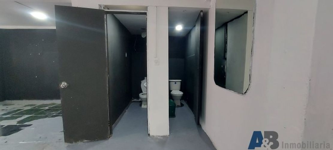 Local en arriendo en Manrique, Medellín - Miniatura 6