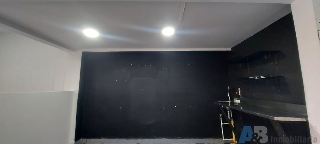 Local en arriendo en Manrique, Medellín - Miniatura 8