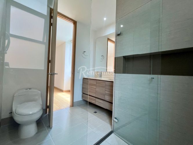 Apartamento en Arriendo en El Poblado, Medellín - Miniatura 15