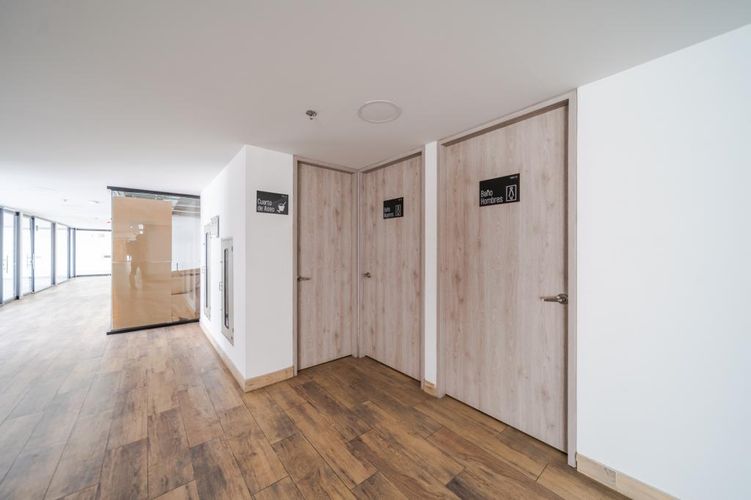 Oficina en Arriendo en Prado veraniego, Bogotá - Miniatura 9