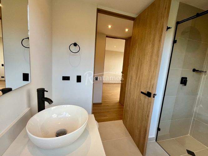 Apartamento en Venta en Cumbres, Envigado - Miniatura 16