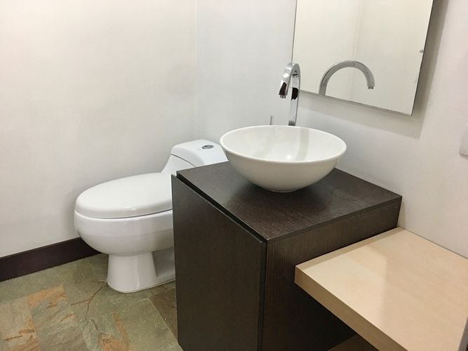 Oficina en venta en El Poblado, Medellín - Miniatura 10