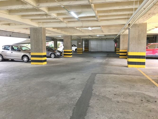 Oficina en venta en El Poblado, Medellín - Miniatura 12