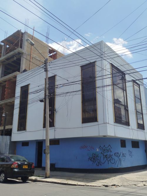 Edificio en Venta en Simon bolivar, Bogotá - Miniatura 2