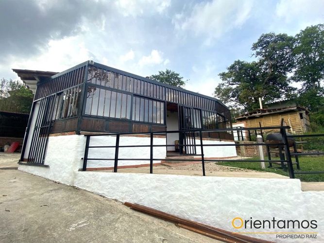 Finca en  Arriendo en Barro blanco, Rionegro - Imagen 1
