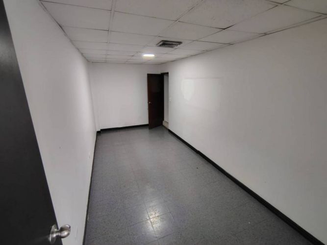 Local en Arriendo en Aeropuerto, Pereira - Miniatura 17