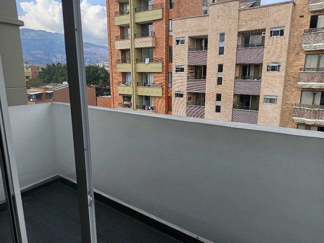 Apartaestudio en Arriendo en San joaquin, Medellín - Miniatura 2