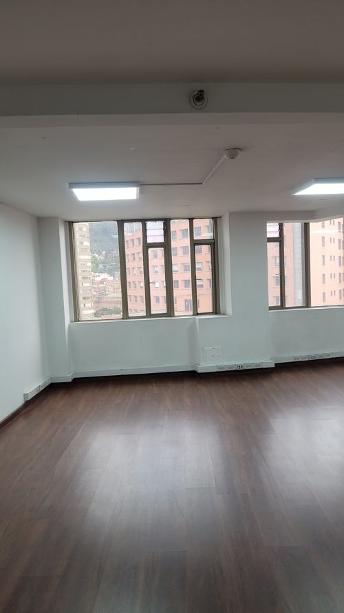 Oficina en arriendo en Chapinero, Bogotá - Miniatura 12