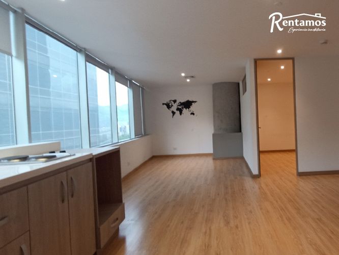 Oficina en Arriendo en Castropol, Medellín - Miniatura 6