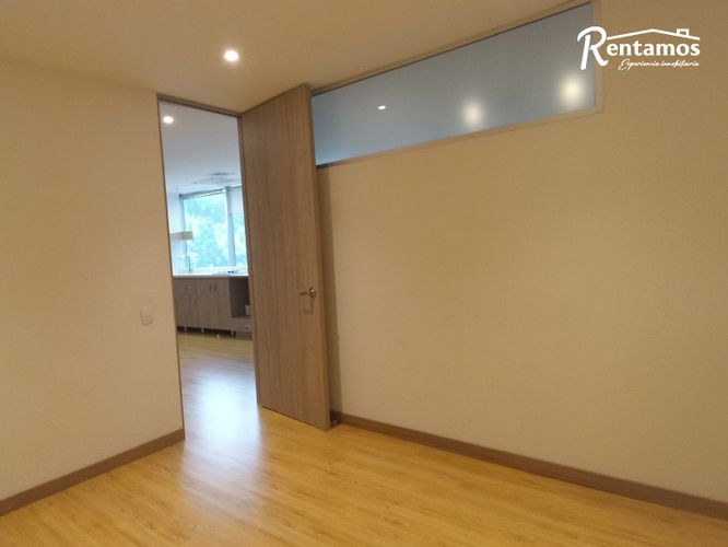 Oficina en Arriendo en Castropol, Medellín - Miniatura 9