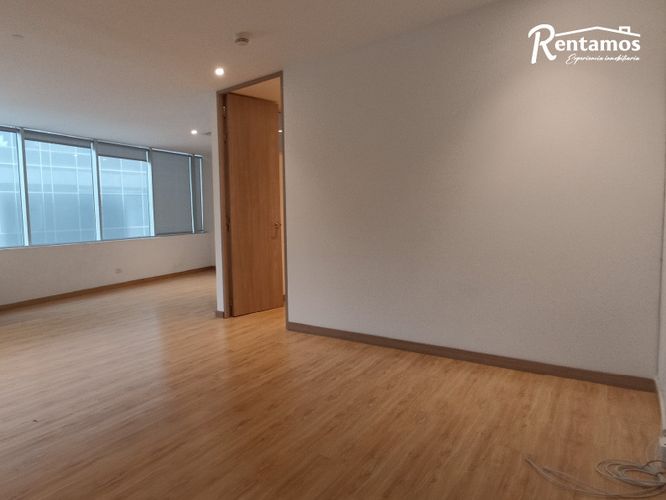Oficina en Arriendo en Castropol, Medellín - Miniatura 13