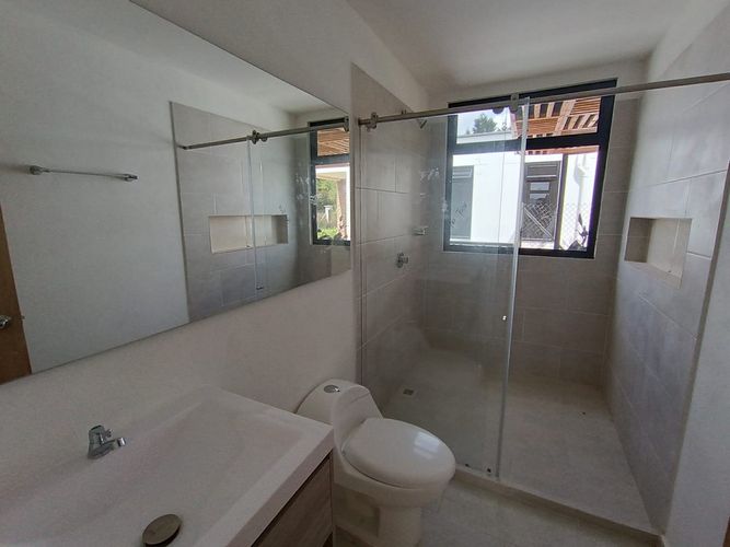 Finca en Arriendo en San isidro, Guarne - Miniatura 8