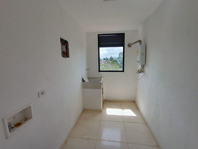 Finca en Arriendo en San isidro, Guarne - Miniatura 12
