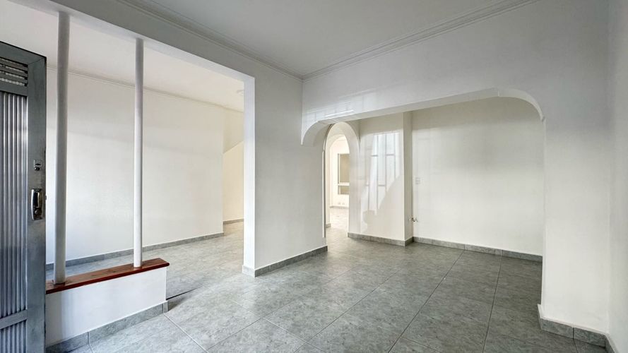 Casa en Arriendo en Medellín - Miniatura 4