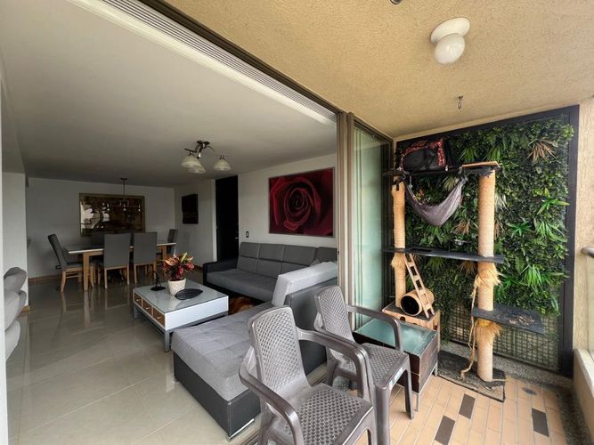 Apartamento en Venta en Loma de los bernal, Medellín - Miniatura 2