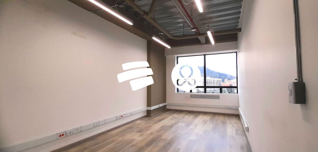 Oficina en Venta en Santa Barbara, Bogotá - Miniatura 2