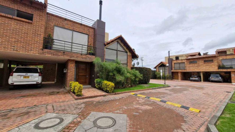 Casa en Arriendo en Guaymaral, Chía - Imagen 1